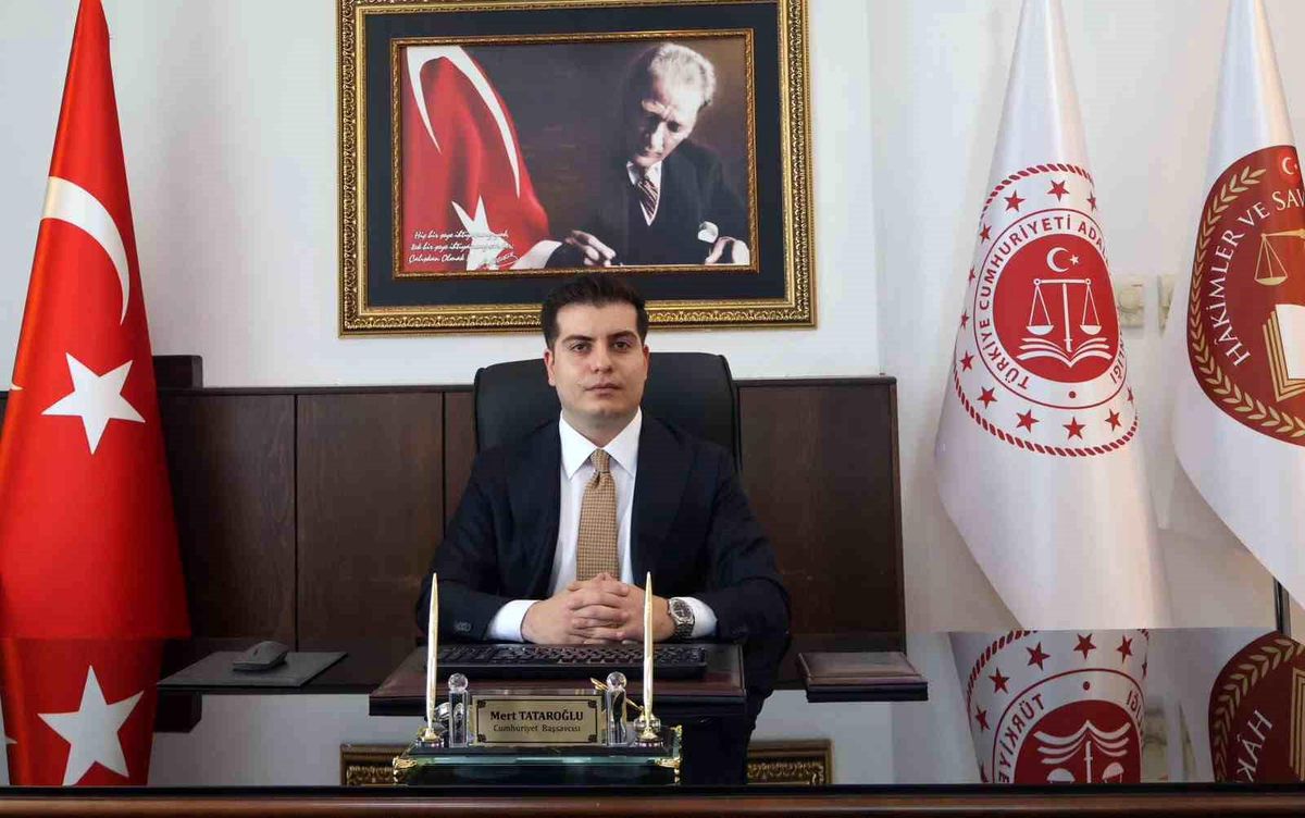 Çeşme Cumhuriyet Başsavcısı Mert Tataroğlu görevine başladı
