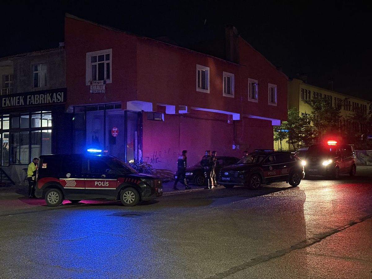 Erzurum'da polisten kaçan ehliyetsiz sürücüye 83 bin lira ceza