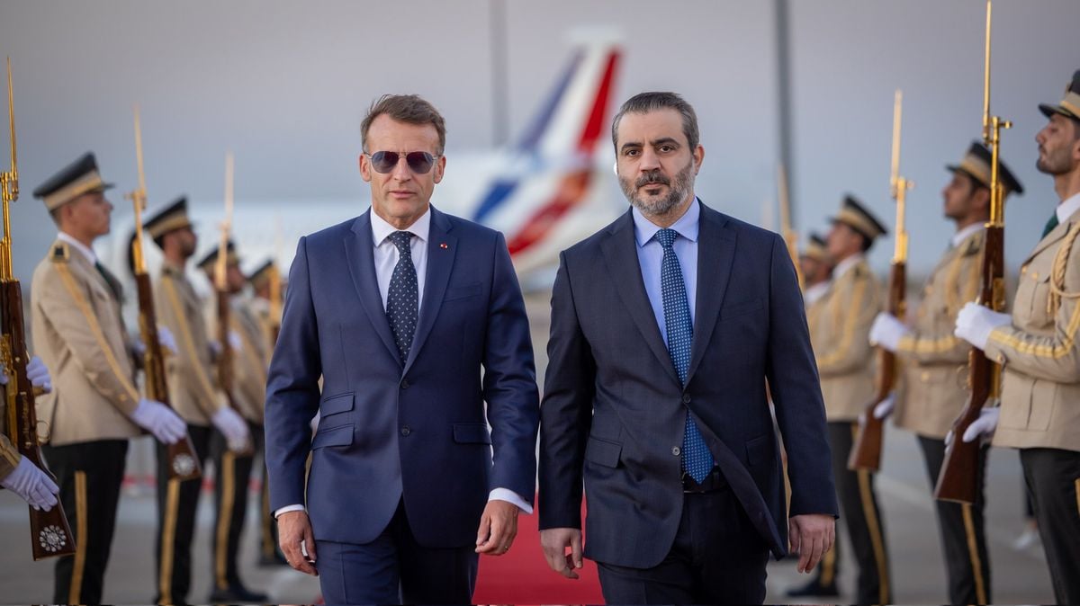 Fransa Cumhurbaşkanı Emmanuel Macron, Suriye'de