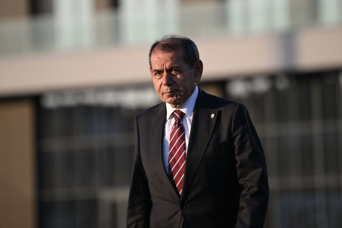 Galatasaray Kulübü Başkanı Dursun Özbek'ten gündeme dair açıklamalar Açıklaması