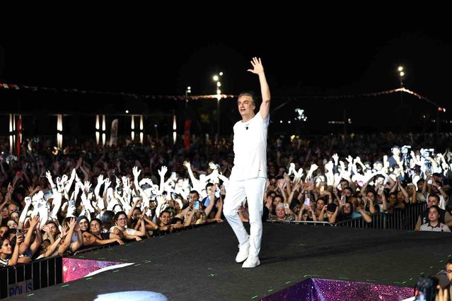 İskenderun’da Çelik rüzgarı esti
