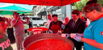 Nallıhan'da vatandaşlara aşure ikram edildi