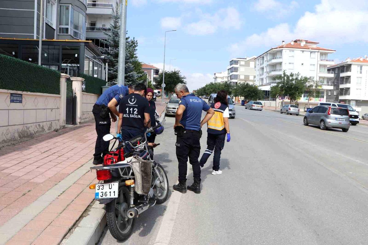 Karaman'da Motosiklet-Otomobil Çarpıştı: 1 Yaralı