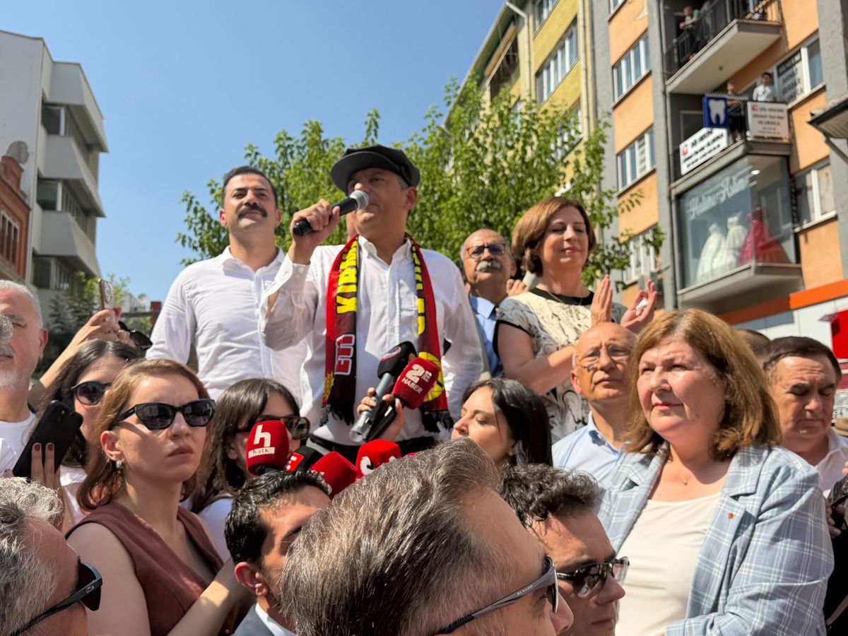 Özgür Özel: Bu millet çaresiz değildir, seçeneksiz değildir