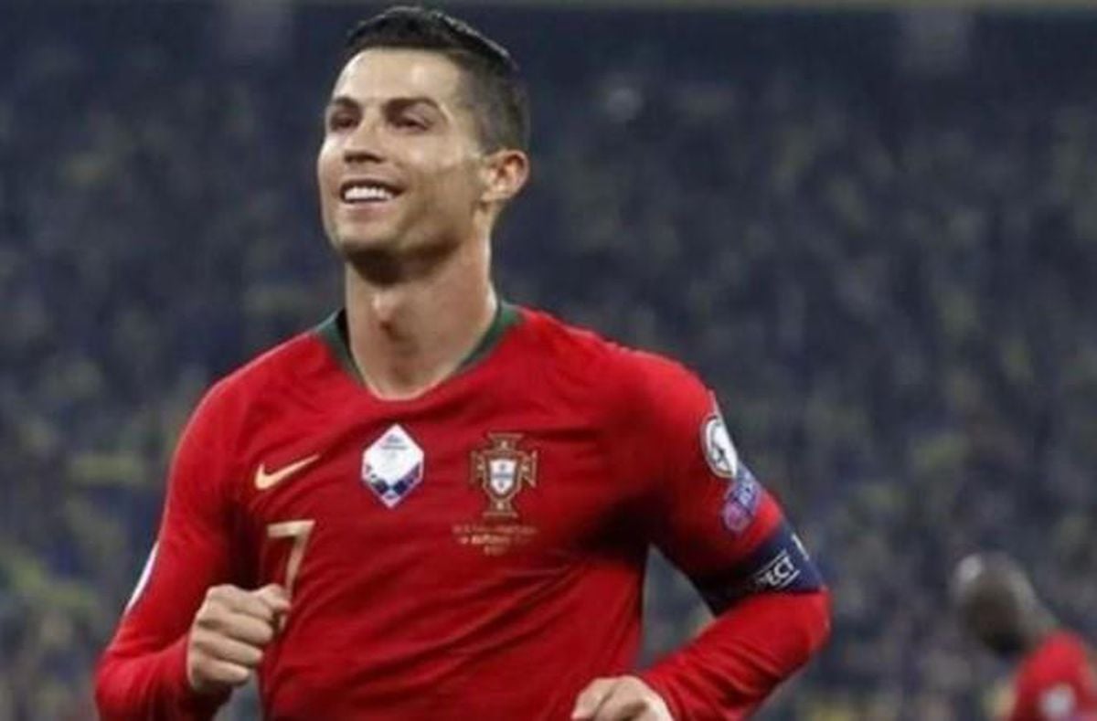 Cristiano Ronaldo'nun futbolu bırakıp bırakmadığına dair çıkan iddialar gündemde.