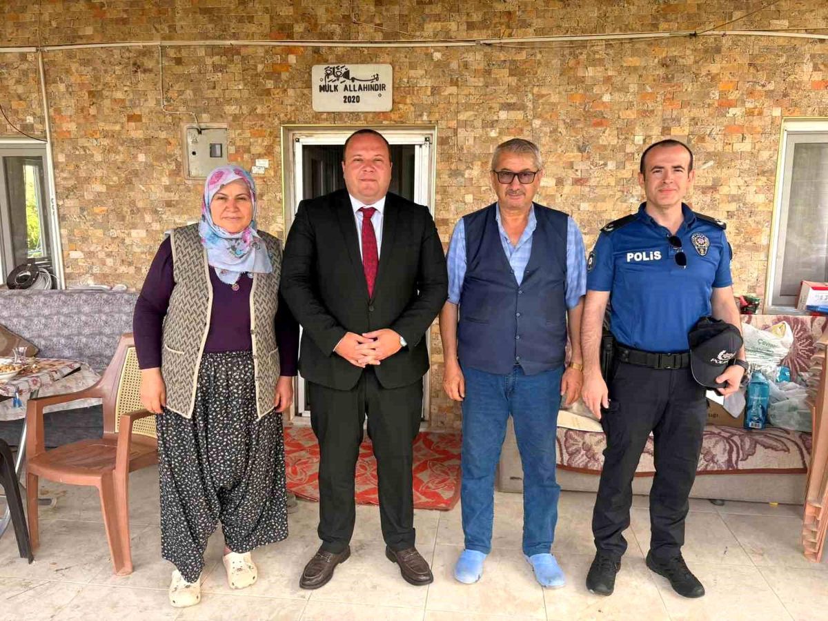 Şuhut'ta Kaymakam Eser, Şehit Babası Lokman Çubuk'u Evinde Ziyaret Etti