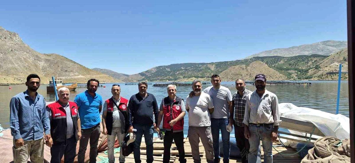Su ürünleri yetiştiricilik tesislerinde denetim ve bilgilendirme çalışması