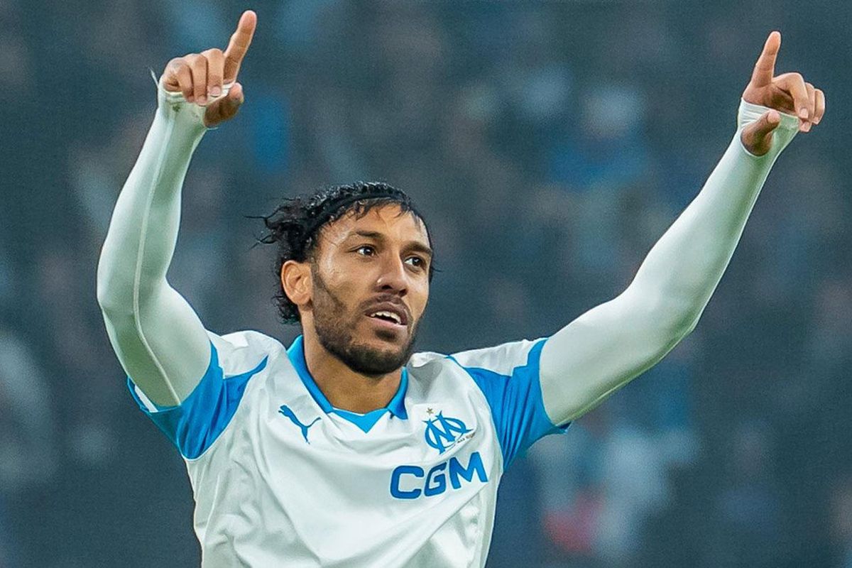 Süper Lig'in yeni takımından Aubameyang bombası! Sessiz sedasız İstanbul'a getirdiler