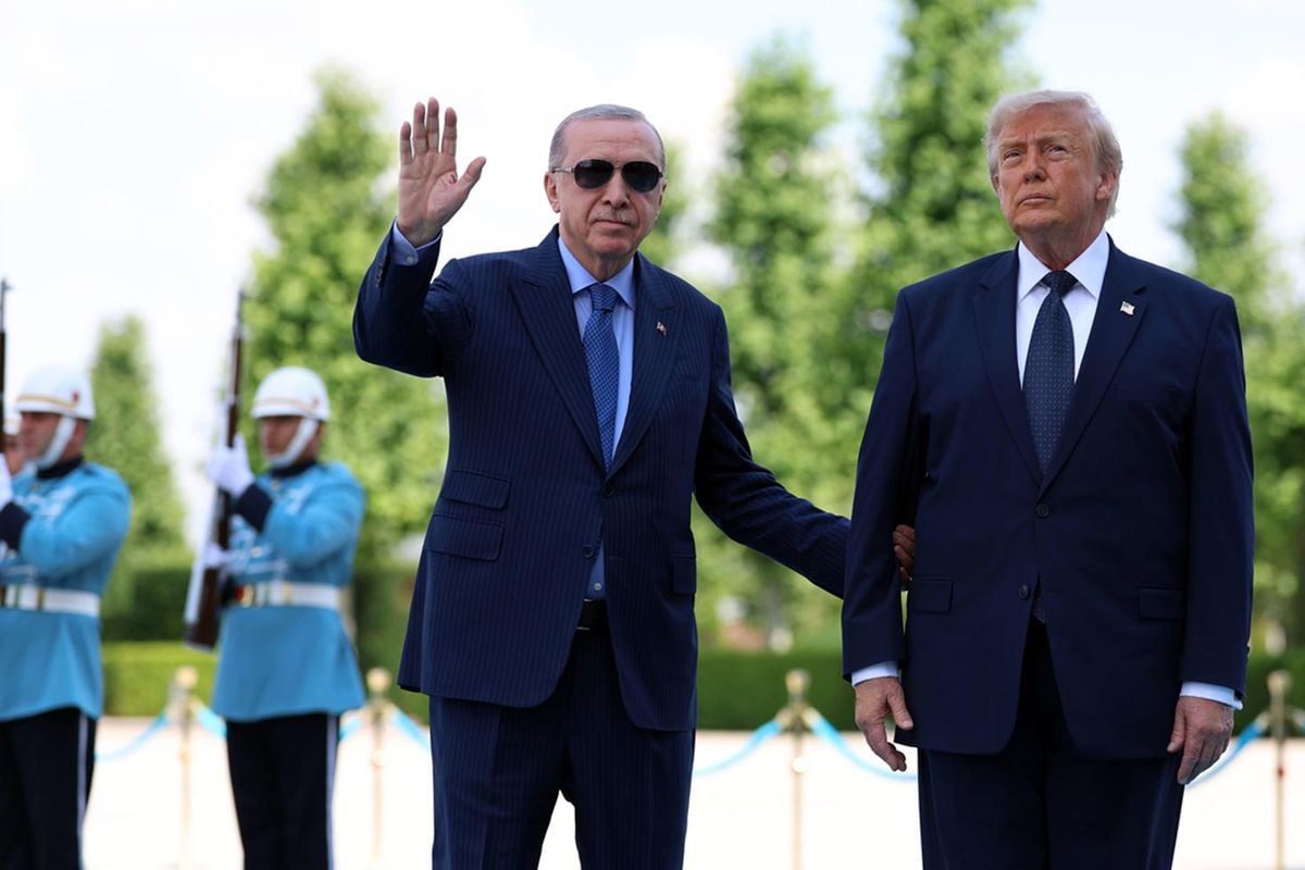 Trump Ankara'da Diriliş Ertuğrul dizisinin müziğiyle karşılandı