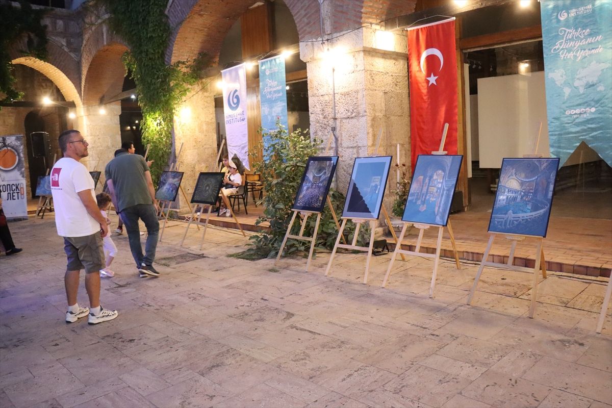 Üsküp'te 'Ayasofya-Sessizliğin Işığı' sergisi açıldı