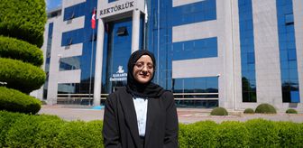 Yemenli ve Haitili öğrenciler KBÜ'de birincilikle mezun oldu
