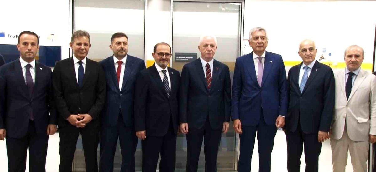 Yıldız Teknik Üniversitesi'nde açılan Endüstriyel Tasarım ve Prototipleme Merkezi'nin genel görünümü.