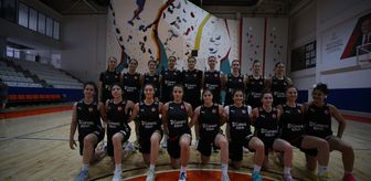 18 Yaş Altı Kız Basketbol Milli Takımı'nın Çanakkale kampı sona erdi