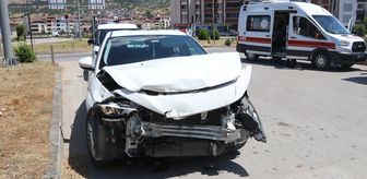 Amasya'da beton mikseri ile çarpışan otomobildeki 5 kişi yaralandı