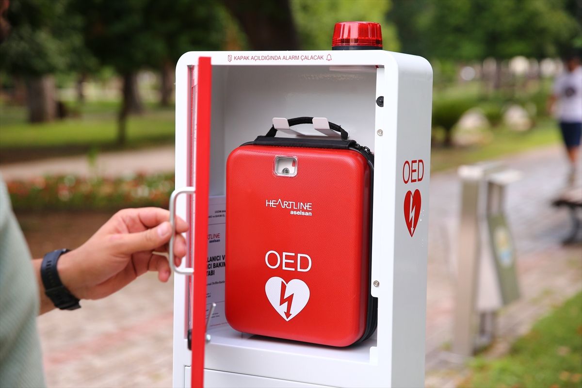 Ani kalp durmalarına karşı üretilen yerli cihaz Adana'da hizmete sunuldu