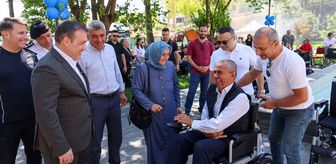 Bilecik'te plastik kapaklarla alınan tekerlekli sandalyeler sahiplerine verildi