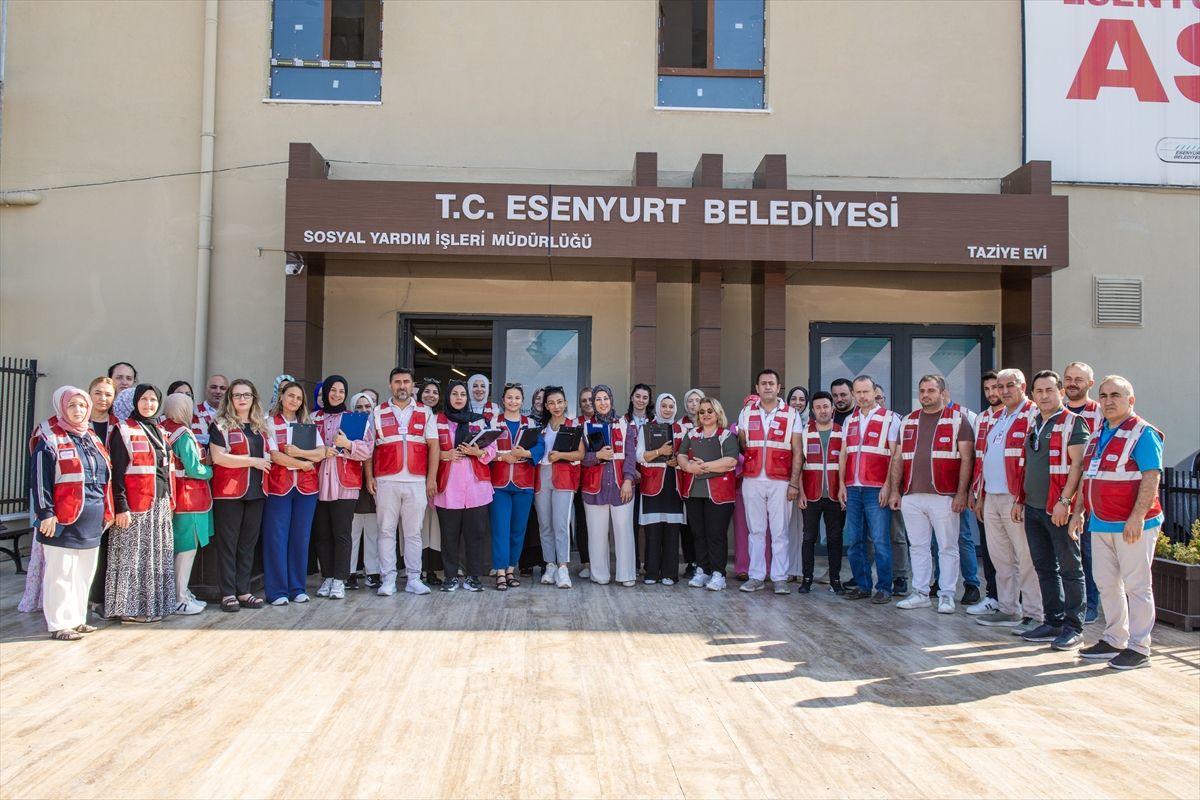 Esenyurt Belediyesinden sosyal destek kapsamında hanelere ziyaret