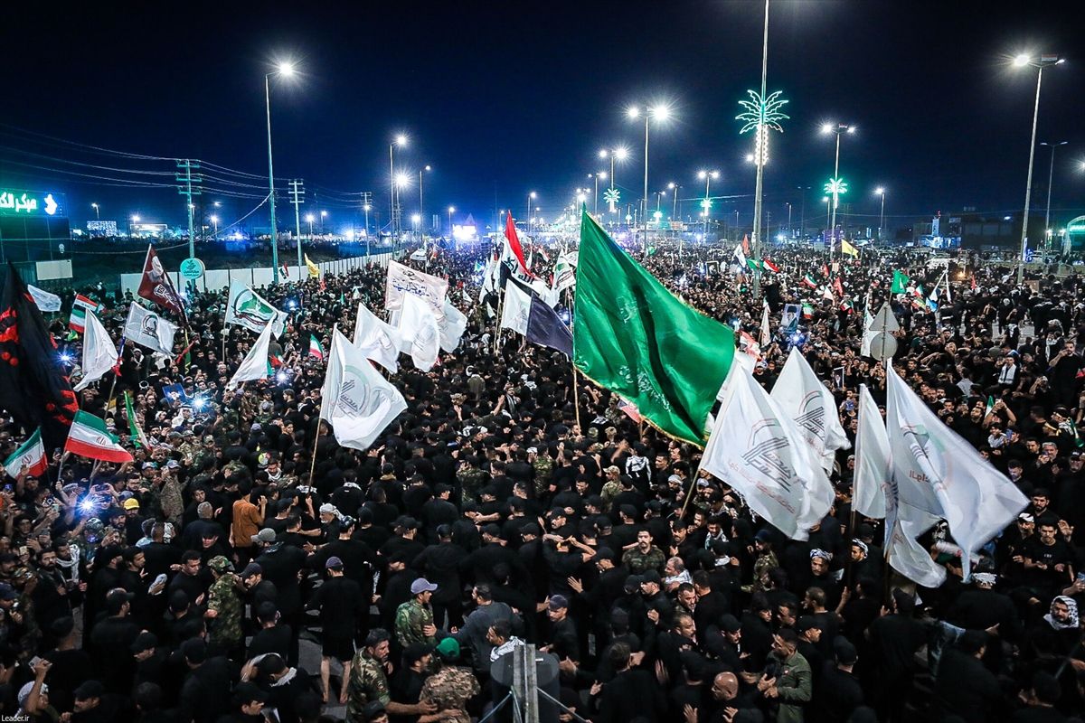 Eski İran lideri Hamaney için Irak'ın Kerbela kentinde cenaze töreni düzenleniyor
