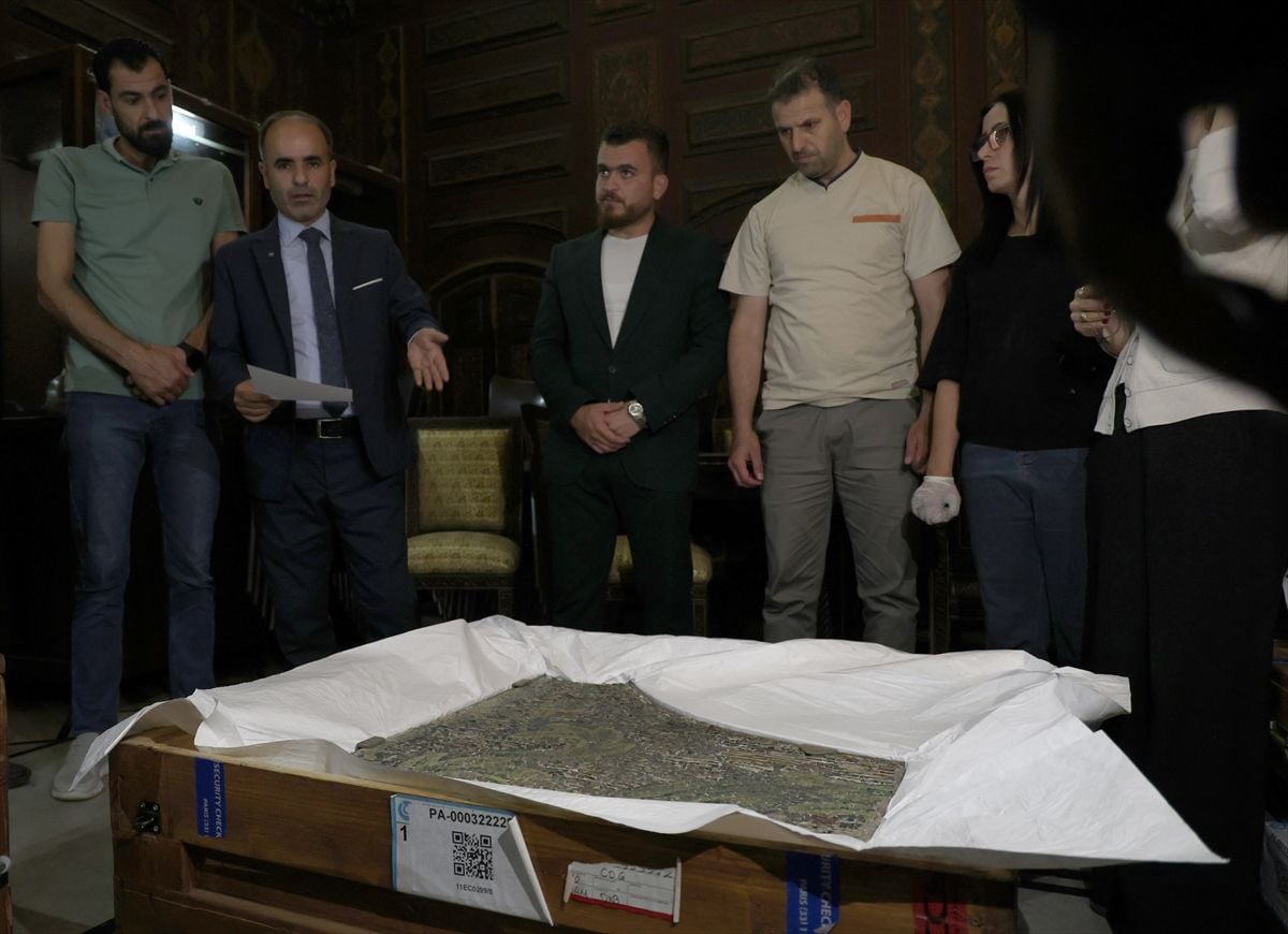 Fransa, daha önce ödünç verilen 23 tarihi eseri Şam Ulusal Müzesi'ne iade etti