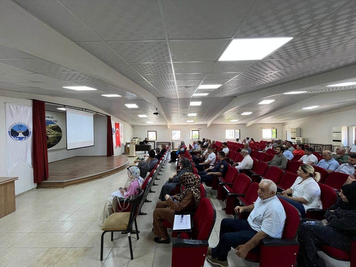 Keban'da 'Ailenin Korunması ve Kadına Yönelik Şiddetle Mücadele' eğitimi
