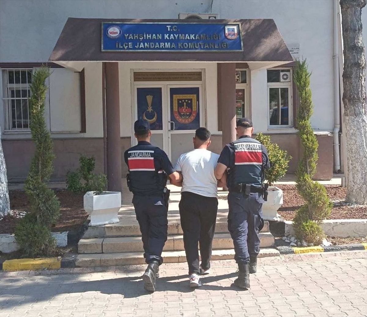 Kırıkkale'de 'dolandırıcılık' suçundan aranan hükümlü yakalandı