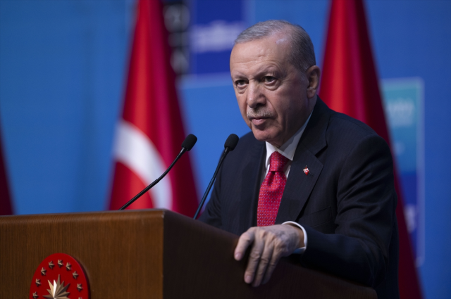 أردوغان ونظرائه في القمة