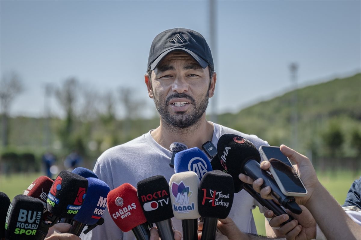 Selçuk İnan, harcama limitleri nedeniyle bazı oyuncularla yolların ayrılacağını açıkladı