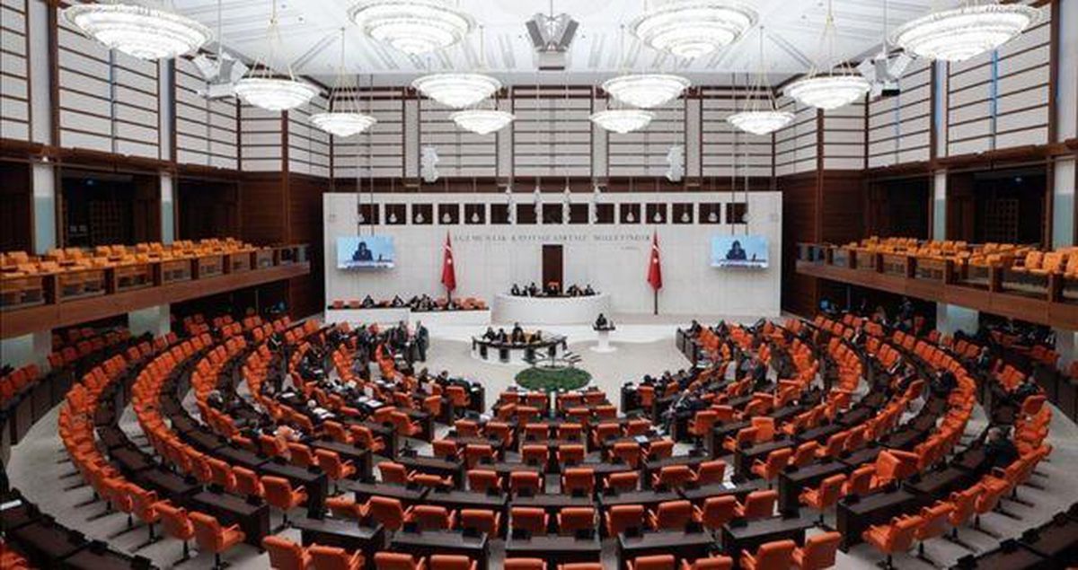 Torba Yasa SON DAKİKA! Torba Yasa Meclis'ten geçti mi, ne zaman yürürlüğe girecek? Kademeli emeklilik gündemde var mı?