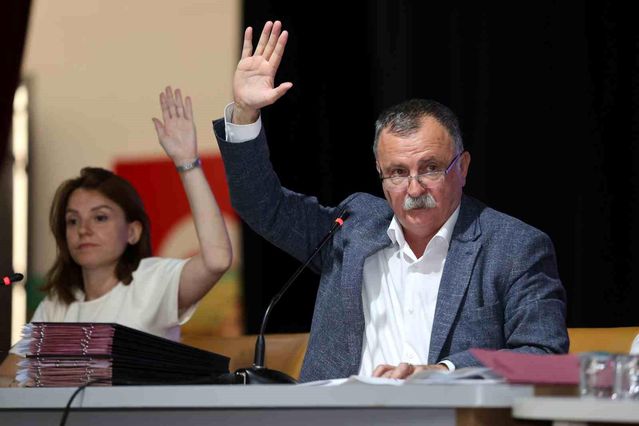 Yunusemre Meclisi’nde 50 Madde Karara Bağlandı