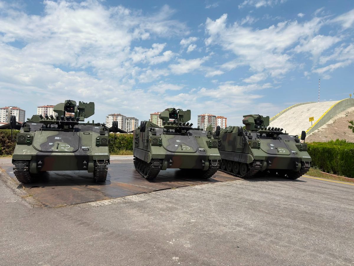 3 adet E-ZPT, Mehmetçik'e teslim edildi