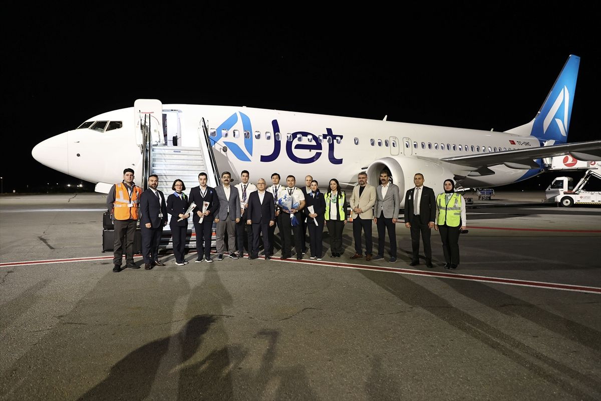 AJet'in Sivas-Köln uçak seferleri başladı