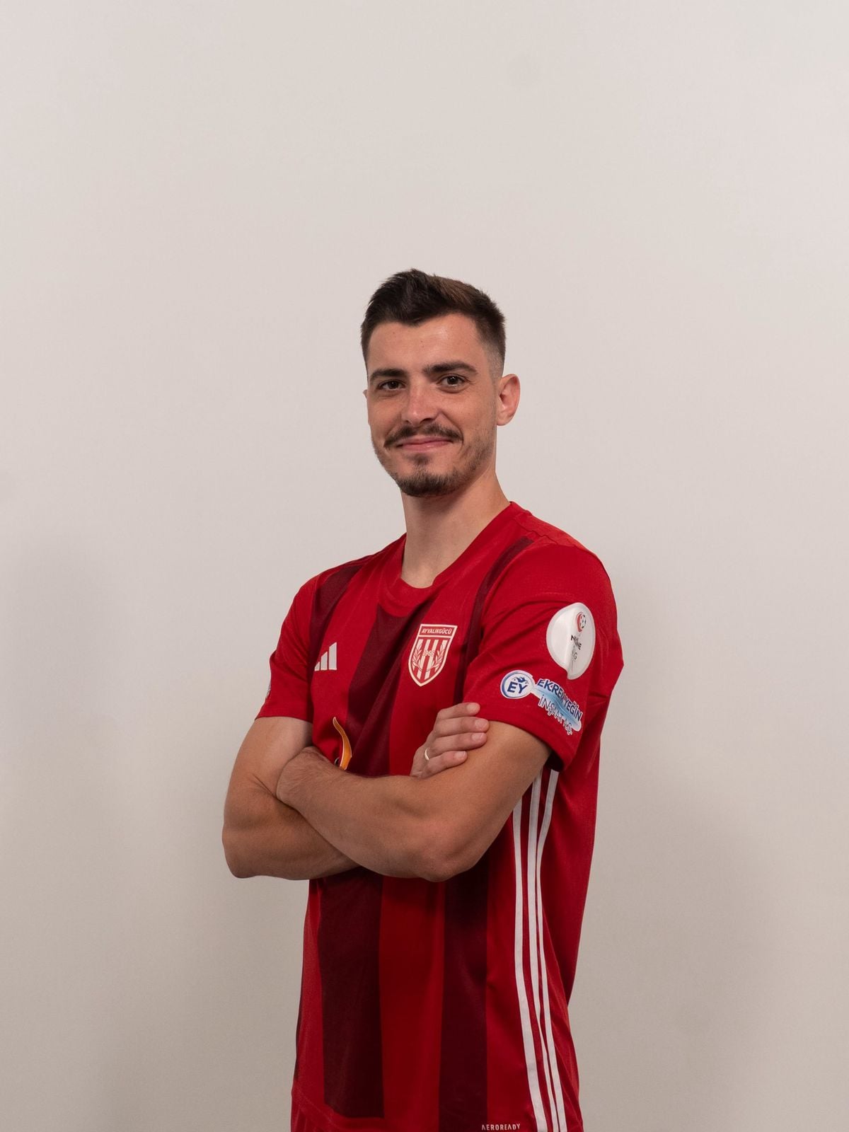Ayvalıkgücü Belediyespor, Hamit Kurt'la Sözleşme Yeniledi
