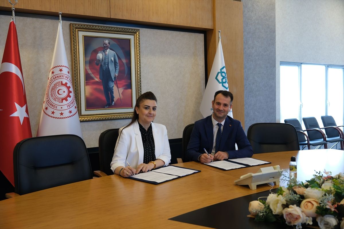 Çorum ve Amasya'da medya çalışanlarına yapay zeka destekli eğitim verilecek
