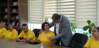 Çubuk Belediye Başkanı Demirbaş'a engelliler ile ailelerinden ziyaret