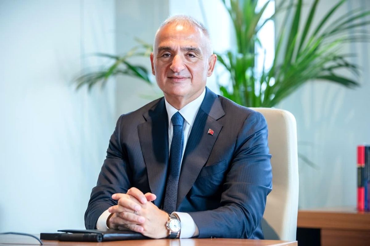NATO Zirvesi'nde sahne alan Cumhurbaşkanlığı Senfoni Orkestrası sanatçıları