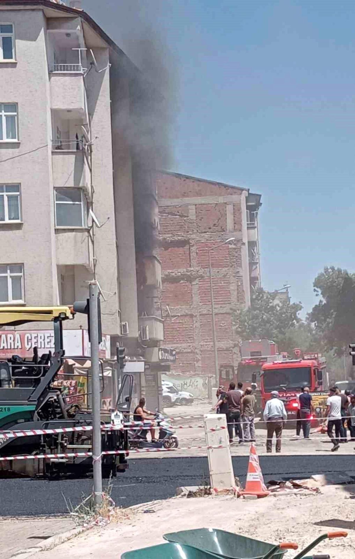 Elazığ'da ev yangını söndürüldü