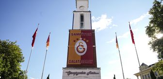 Galatasaray'ın bayrağı Büyükçekmece'deki Şampiyonlar Anıtı'na çekildi