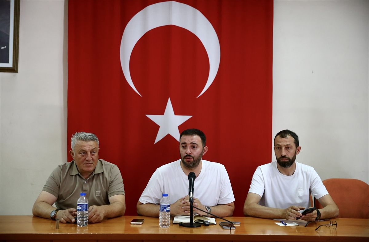 Giresun Sanayispor Başkanı Ünal Göze, görevini bırakacağını açıkladı