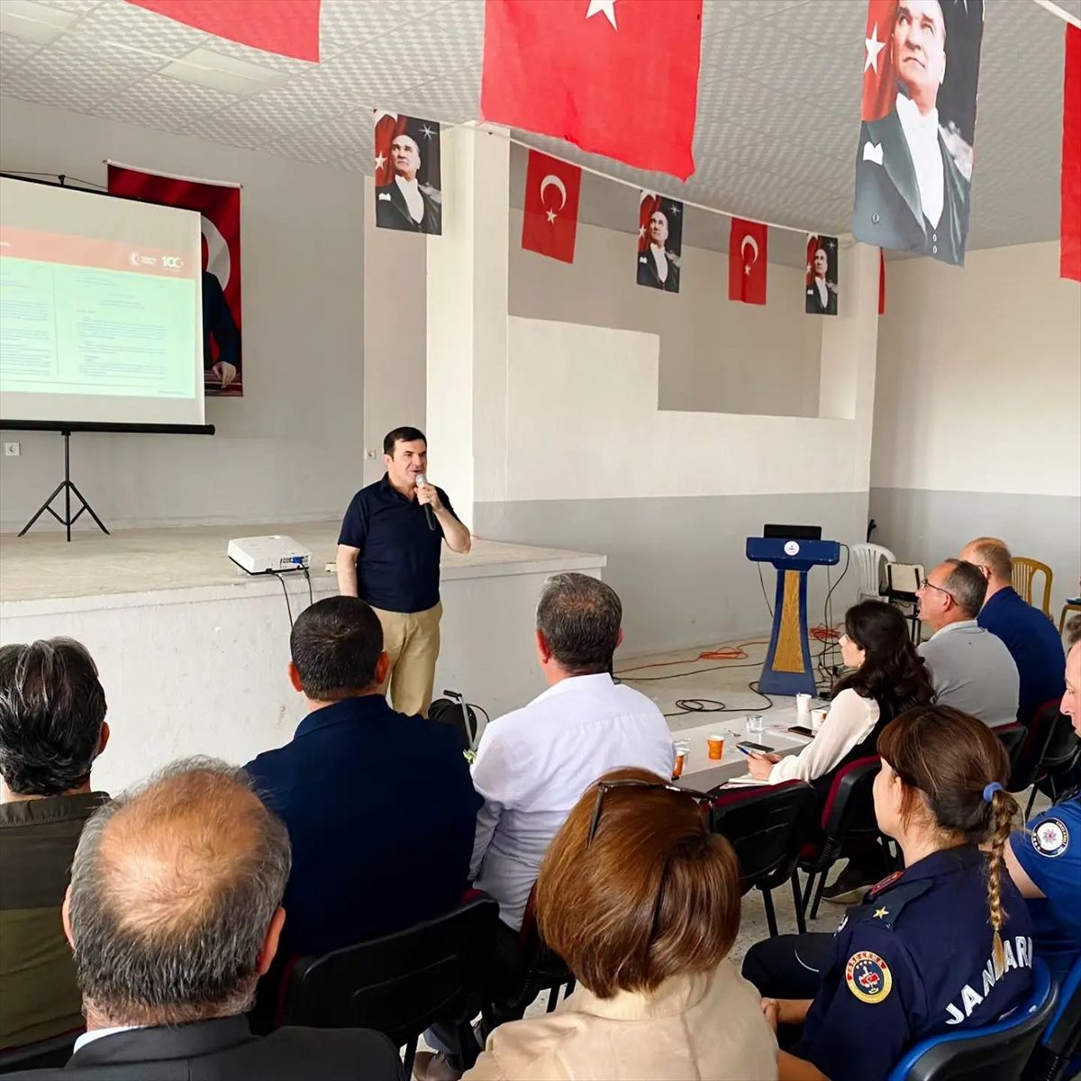 Kofçaz'da 'Orman ve Anız Yangınları Mücadele Eylem Planı' bilgilendirme toplantısı yapıldı