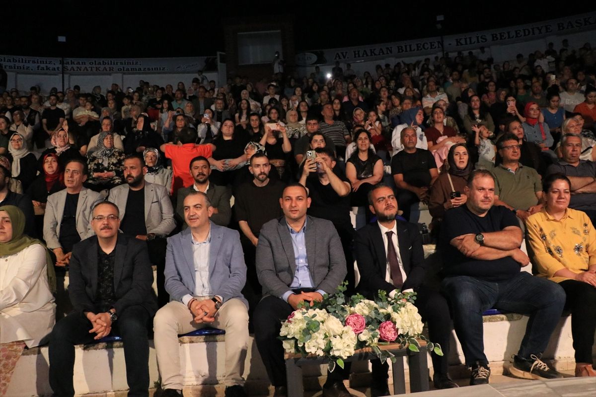 Sınırdan Sesler Korosu Kilis'te Konser verdi