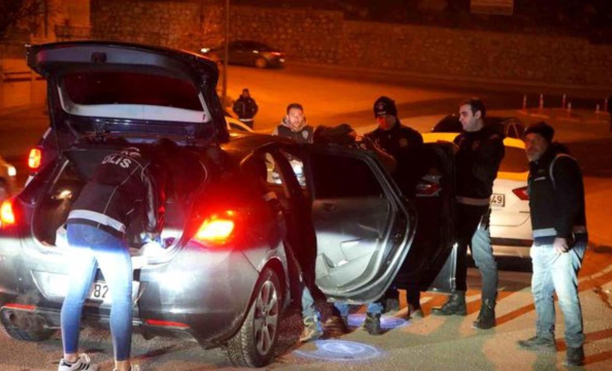 Öyle bir paylaşım yaptı ki emniyet alarma geçti! 89 polis gece boyu onu aradı: Bakın nerede bulundu