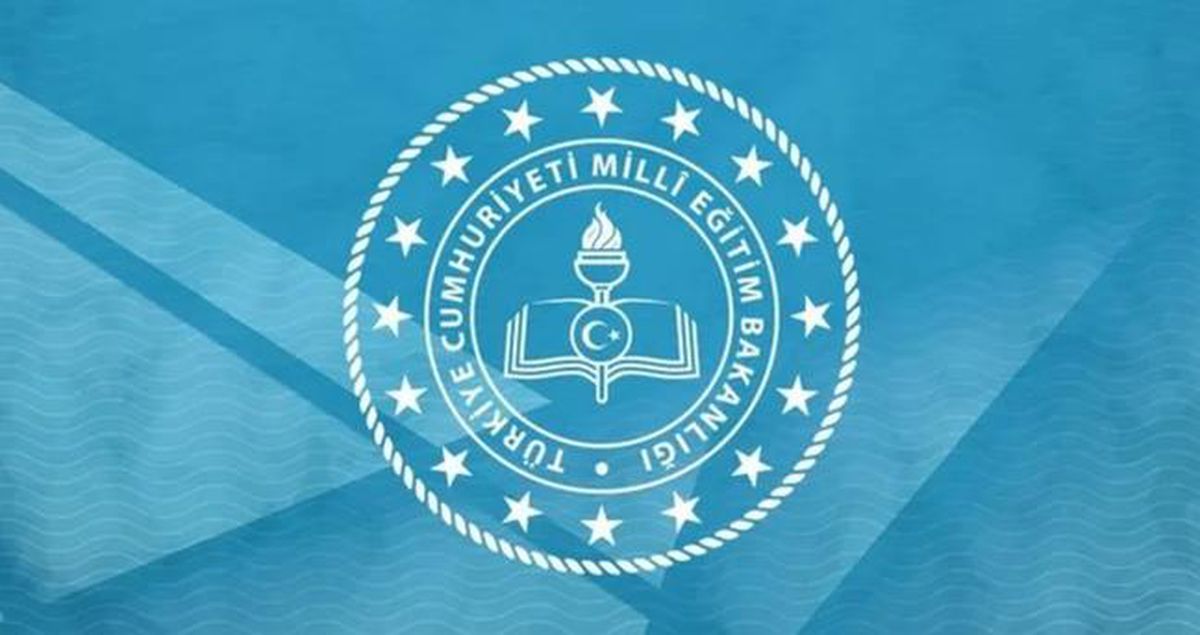 Muğla'da bir lisenin dış görünüşü.
