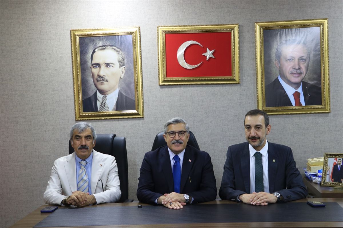 AK Parti Genel Başkan Yardımcısı Hüseyin Yayman, Kilis'te ziyaretlerde bulundu