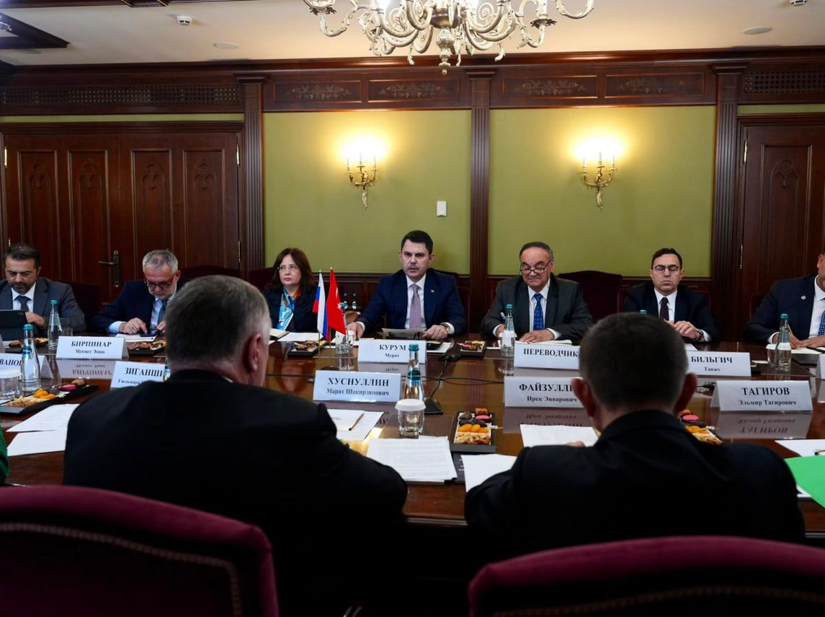 Bakan Kurum, Rusya'da