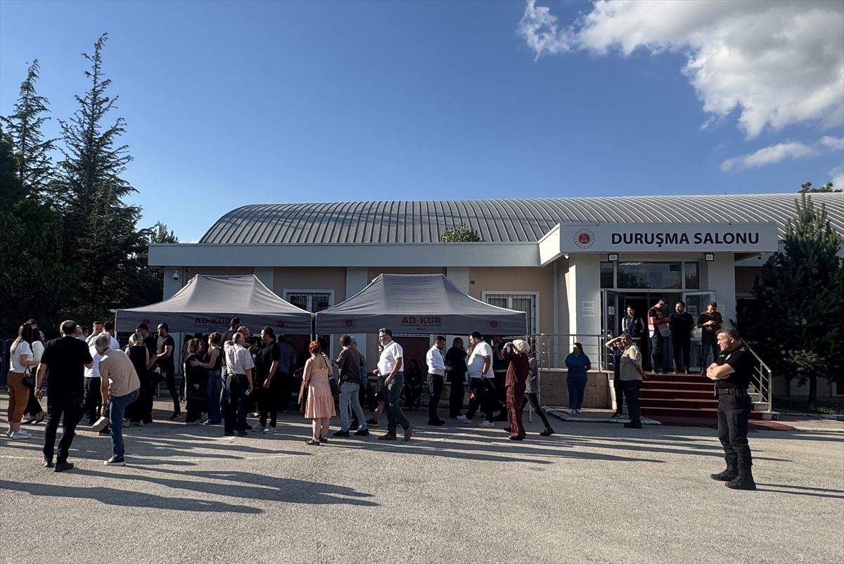 Tanju Özcan'ın yargılandığı davada ara karar: İki kişi tahliye edildi