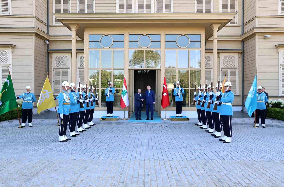 Cumhurbaşkanı Erdoğan ve Lübnan Başbakanı Nevvaf Selam çalışma yemeğinde.