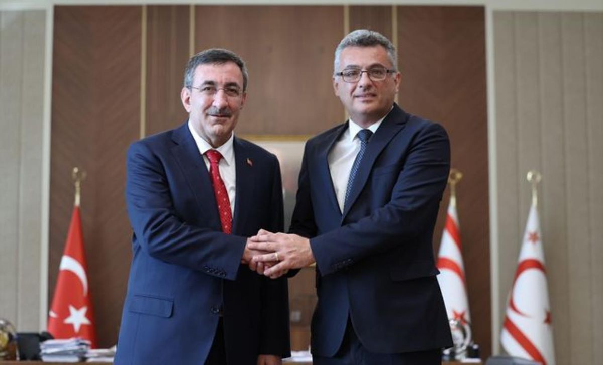 Cumhurbaşkanı Yardımcısı Yılmaz, Erhürman ile bir araya geldi: Kıbrıs meselesinde destek vurgusu