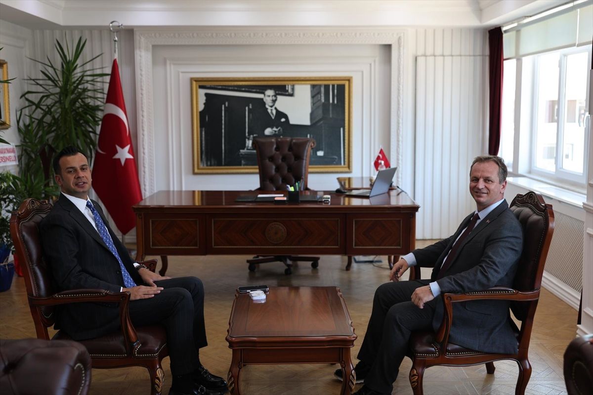 Gülnar Kaymakamı Emrah Aslan görevine başladı