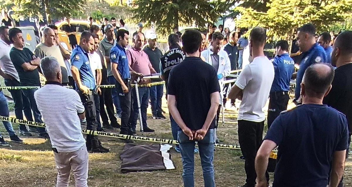 Hakkari'de ambulansın çarptığı çocuk hayatını kaybetti