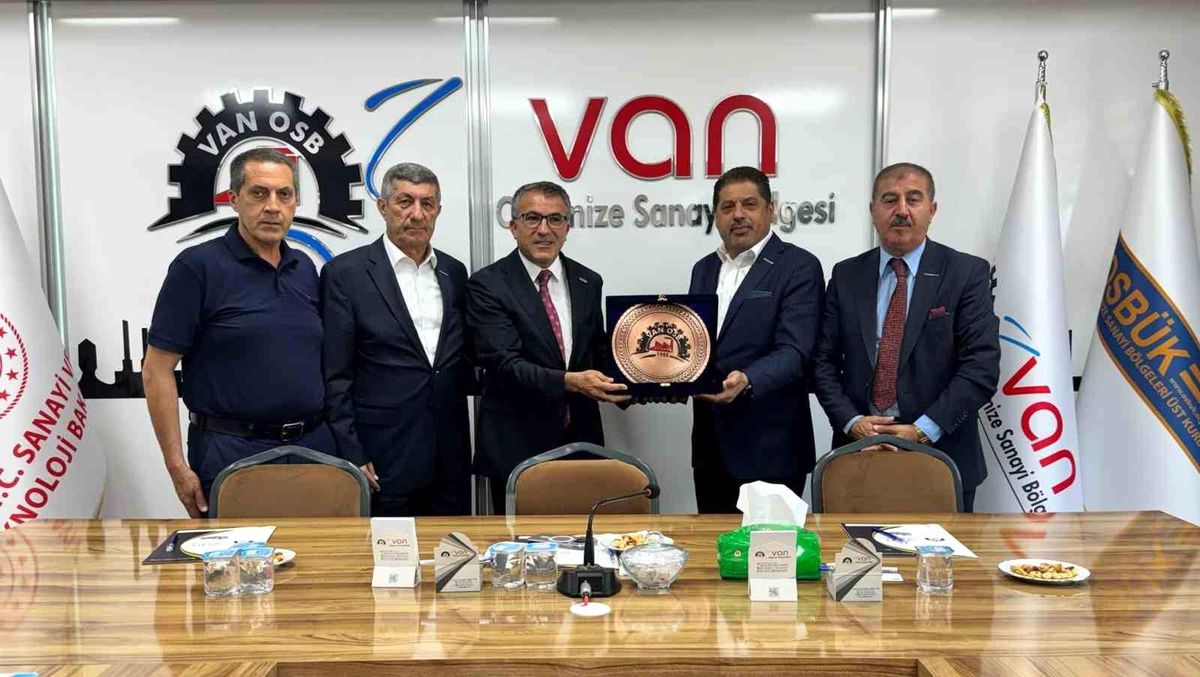 İş dünyası Van OSB'de buluştu: Bölgesel kalkınma ve ulaşım ağları masaya yatırıldı